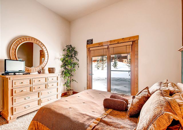 - Sleeps 2 in one king bed