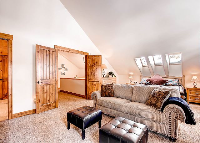 Moonlight Master Suite