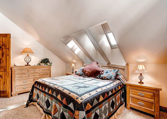 - sleeps 2 in one king bed, ensuite bath
