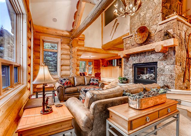 A custom-built log home with ski-in/ski-out access on 4 O'Clock Run