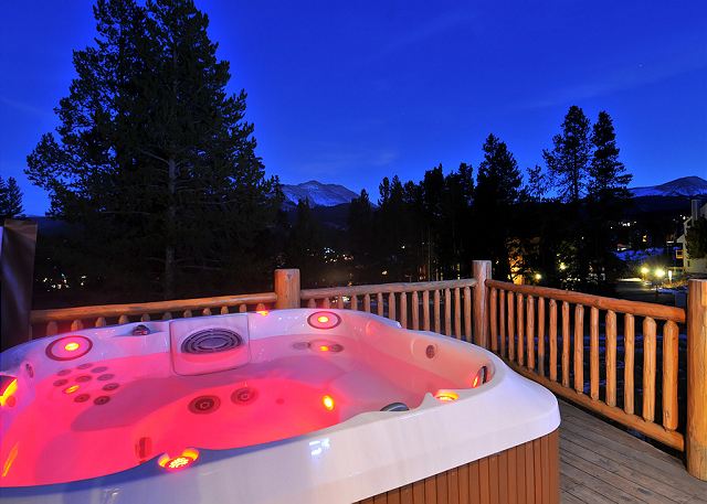 Soak in the Hot Tub and enjoy the expansive skies after a fun-filled day on the slopes!