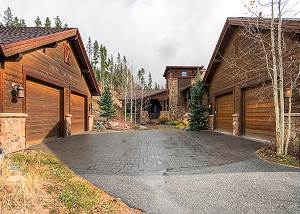 Grace Manor