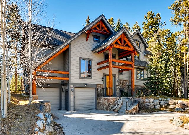 Mountain Bear Lodge