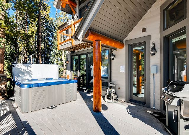 Private outdoor hot tub on back deck