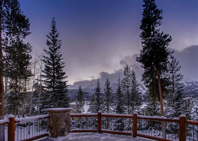 Mountain Bear Lodge