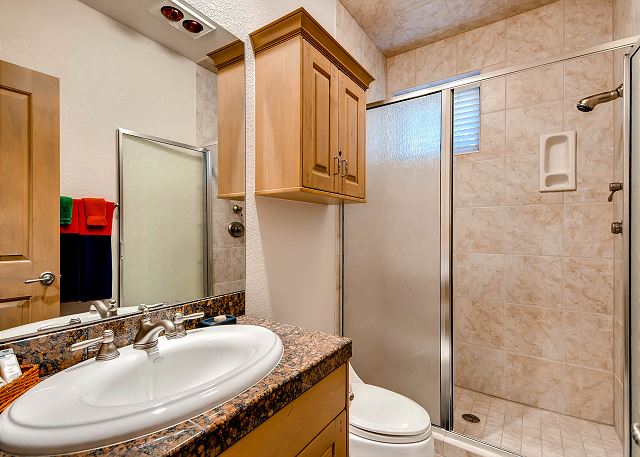 Bear Cub Double Ensuite Bathroom