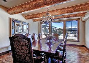 Dining Area with seating for 8