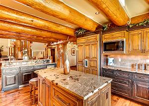 Gourmet Kitchen