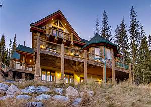 Paradise Meadow Lodge