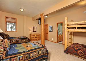 Mountain Bear Bunk