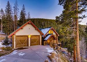 Paradise Meadow Lodge