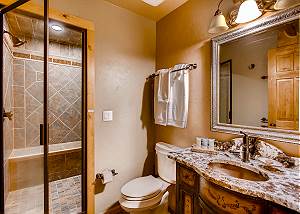 St. Moritz ensuite bathroom