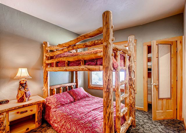 - sleeps 2 in one Captain’s Bunk (twin on top, full on bottom), shared hall bath with Timberline Bedroom