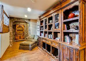 Sitting Area