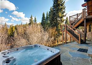Private Outdoor Hot Tub