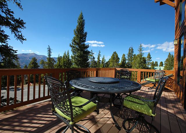 Outdoor Deck Seating with great views!!!