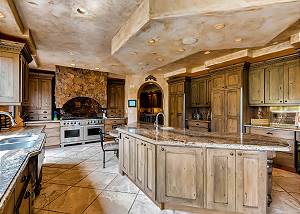 Gourmet Kitchen
