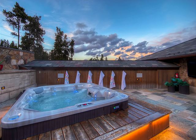Hot Tub on Rooftop Patio