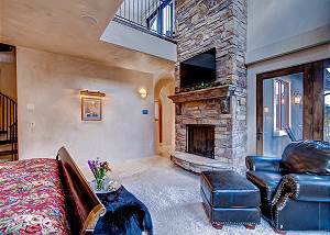 Snowflake Salerno Suite
