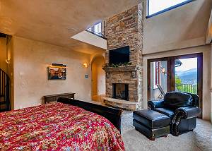 Snowflake Salerno Suite