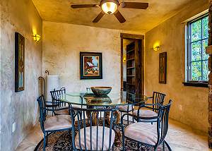 Dining nook