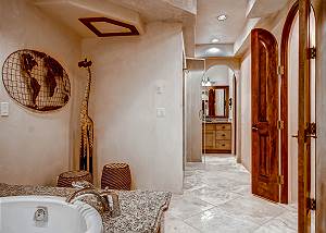 Snowflake Salerno Suite Ensuite Bath