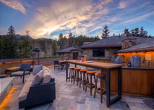 Spectacular Rooftop Patio
