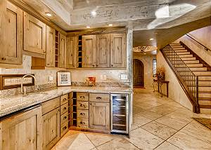 Convenient Wet Bar