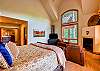 Stags Head Master Suite