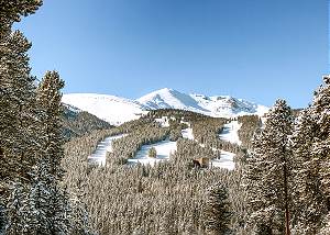 Grand Vista Lodge