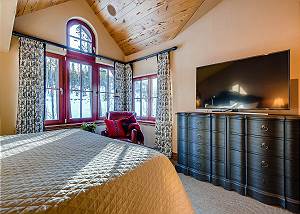 Cypress Mountain Chalet