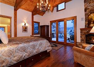 The Lodge at Stoney Ridge