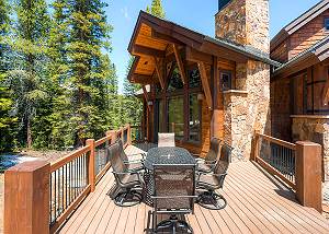 Rocky Mountain Lodge