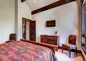 Rocky Mountain Lodge