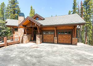Rocky Mountain Lodge