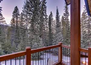 Rocky Mountain Lodge