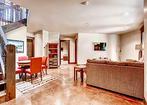 Rocky Mountain Lodge