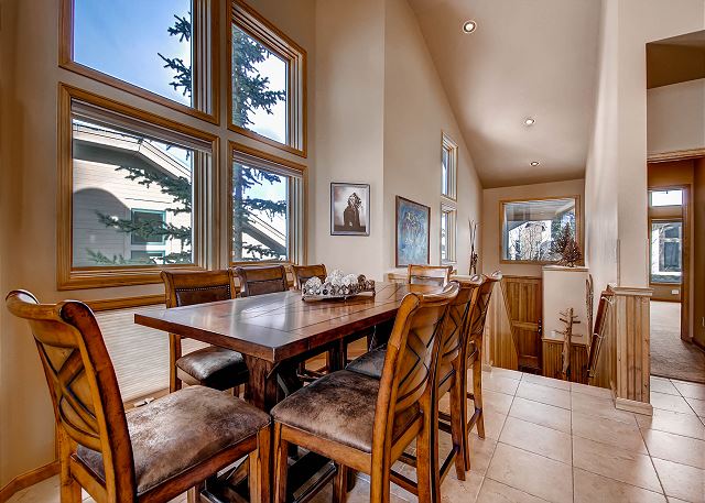 Dining with Seating for 8