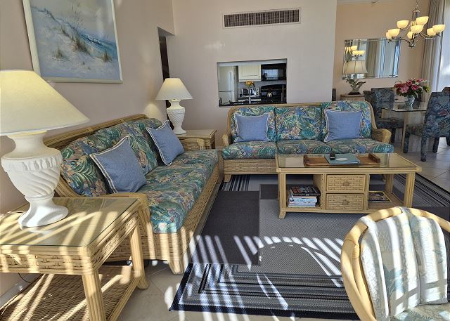 2/2 Tower Gulf Front Sw (011)