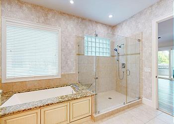 En-Suite Primary Bathroom