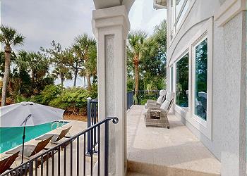 Outdoor Seating