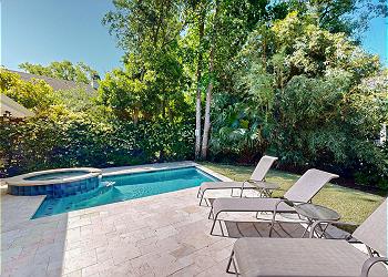 Private Pool and Spa