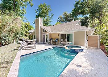 Private Pool and Spa