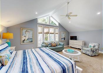 Guest Bedroom with Sleeper Sofa
