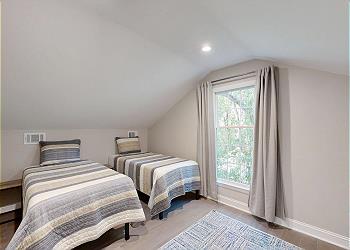 Guest Bedroom with Swing King