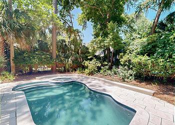 Private Pool and Spa