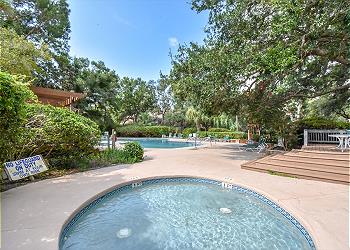 Community Saltwater Pool