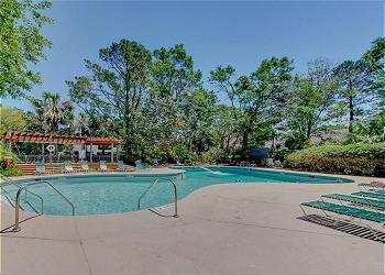 Community Saltwater Pool