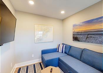 Bonus Room with Smart TV