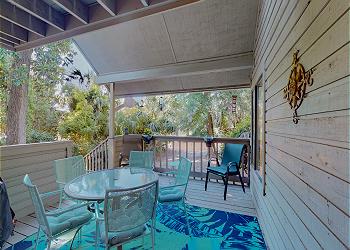 Private Deck